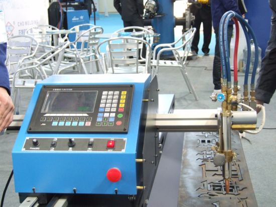 macchina di taglio al plasma ad aria CNC portatile / mini macchine da taglio al plasma portatili in metallo